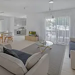 Elysia Park Aparthotel 4*
