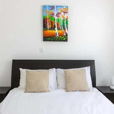 Elysia Park 4*