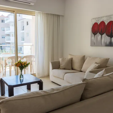 Elysia Park Apartahotel