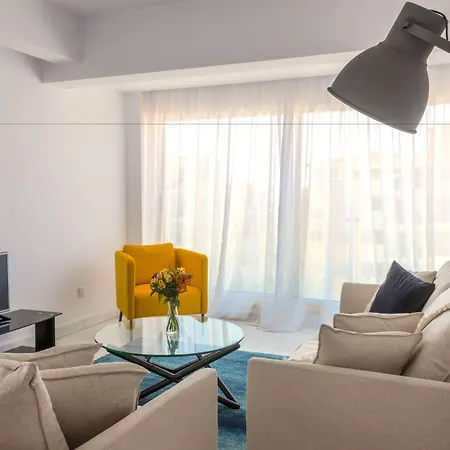 Elysia Park Apartahotel