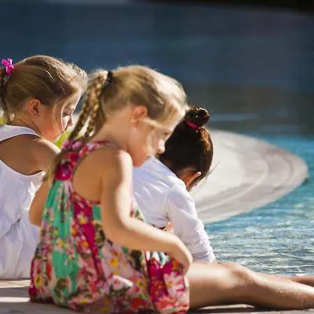 Elysia Park Пафос