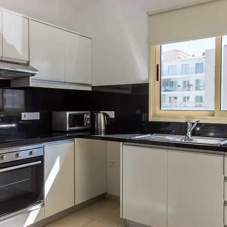 Elysia Park Apart Otel Pafos