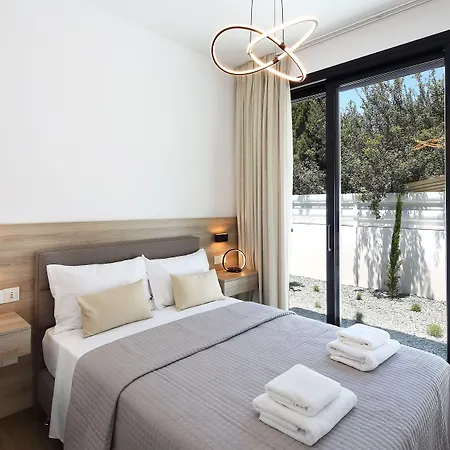 Ξενοδοχείο με διαμερίσματα Elysia Park 4*