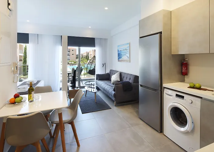 Elysia Park Apartahotel