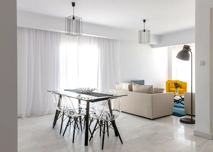 Elysia Park Aparthotel