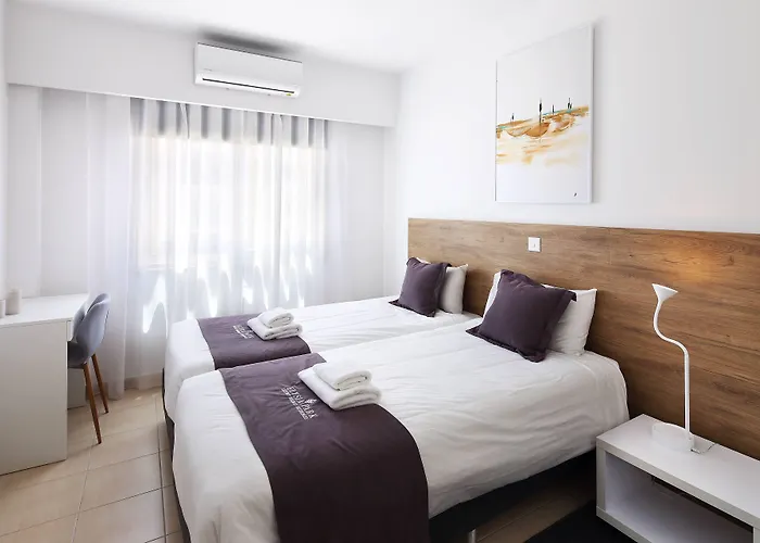 Elysia Park Aparthotel