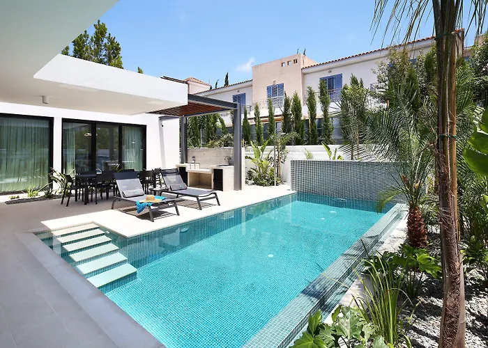 Aparthotel Elysia Park 4*