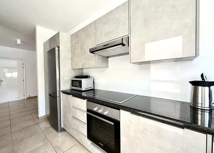 Elysia Park Aparthotel