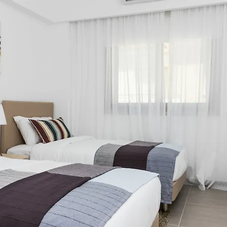 Aparthotel Elysia Park 4*