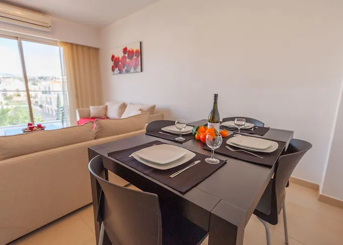 Elysia Park Apartahotel