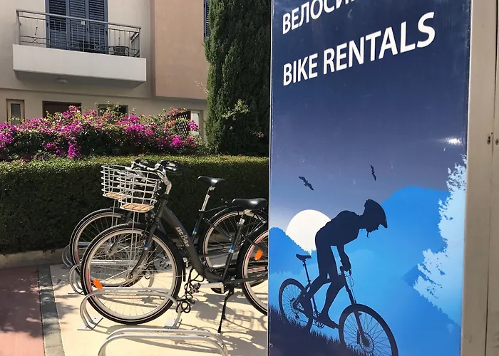 Elysia Park Apartahotel 4*